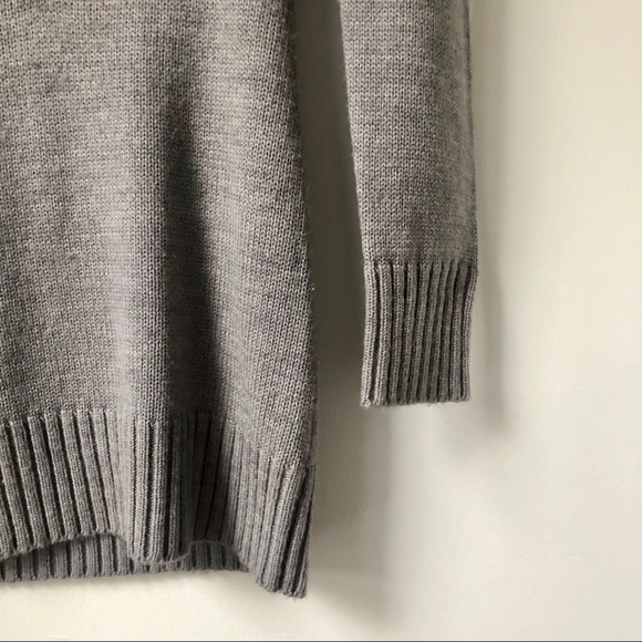 COPY - Wetseal Plunge-neck Sweater Dress - Picture 4 of 4